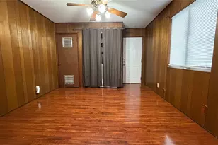 2109 E 12th St, Austin, TX 78702 - Photo 12