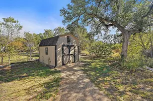 551 N Grange St, Bertram, TX 78605 - Photo 32