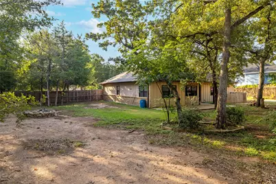 122 N Pohakea Drive, Bastrop, TX 78602 - Photo 36