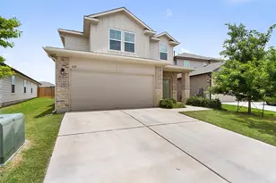 610 Roaring Fork Ln, Bastrop, TX 78602 - Photo 2