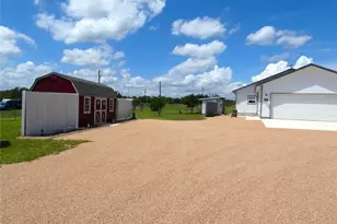 202 Rio Llano Dr W, Llano, TX 78643 - Photo 32