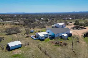 202 Rio Llano Dr W, Llano, TX 78643 - Photo 20