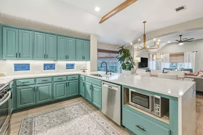 10204 Wind Cave Trail, Austin, TX 78747 - Photo 8