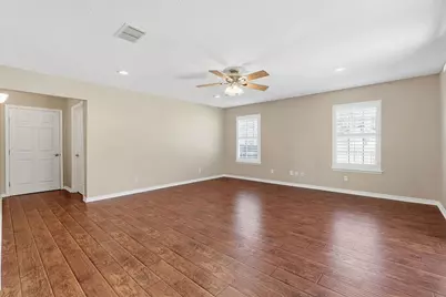 12709 Shady Acres Drive, Buda, TX 78610 - Photo 8