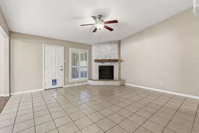 12709 Shady Acres Drive, Buda, TX 78610 - Photo 4