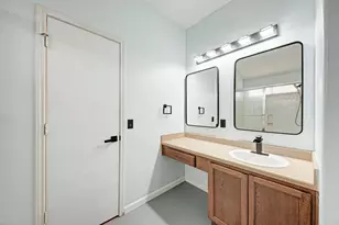 125 Holland St, Hutto, TX 78634 - Photo 26