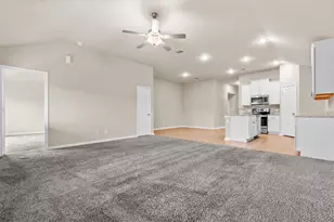 2039 Rowan Wy, New Braunfels, TX 78130 - Photo 10