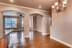 906 Juniper St, Austin, TX 78702 - Photo 12