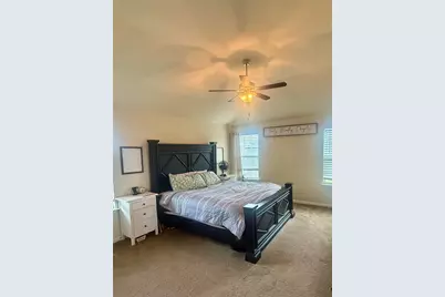107 Jim Dandy Drive, Elgin, TX 78621 - Photo 12