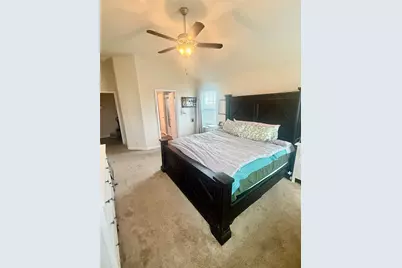 107 Jim Dandy Drive, Elgin, TX 78621 - Photo 12