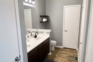 107 Jim Dandy Dr, Elgin, TX 78621 - Photo 14