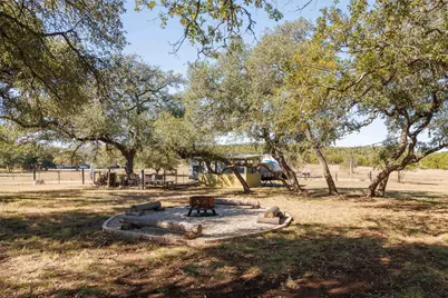 1071 Rolling Hills Drive, Wimberley, TX 78676 - Photo 38