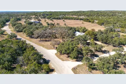 1071 Rolling Hills Drive, Wimberley, TX 78676 - Photo 32