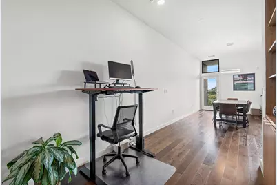 1322 E 12th Street #406, Austin, TX 78702 - Photo 18