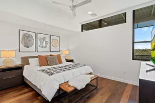 1322 E 12th St, Austin, TX 78702 - Photo 24