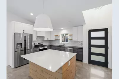 5005 Lott Avenue #2, Austin, TX 78721 - Photo 6