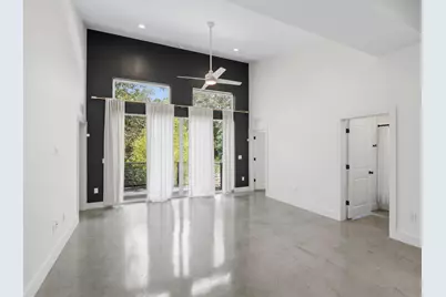 5005 Lott Avenue #2, Austin, TX 78721 - Photo 8