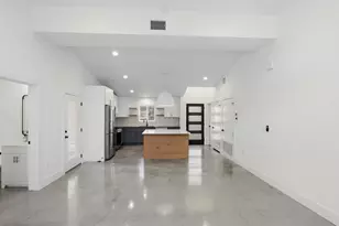 5005 Lott Ave, Austin, TX 78721 - Photo 8