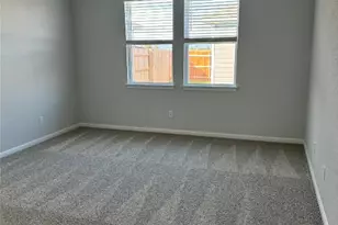 2433 Lucy Axel Ln, Round Rock, TX 78665 - Photo 8