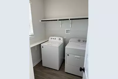 2433 Lucy Axel Lane, Round Rock, TX 78665 - Photo 2