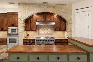 23426 Oscar Rd, Spicewood, TX 78669 - Photo 8