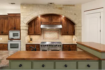 23426 Oscar Road, Spicewood, TX 78669 - Photo 8