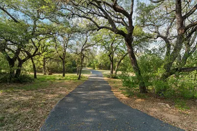 23426 Oscar Road, Spicewood, TX 78669 - Photo 12