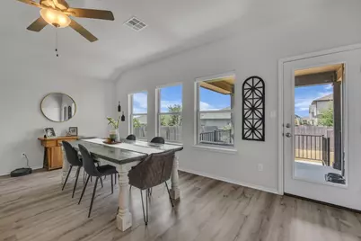 116 Gray Wolf Drive, San Marcos, TX 78666 - Photo 16