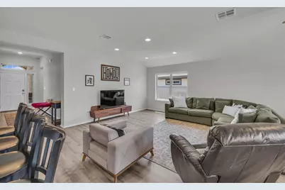 116 Gray Wolf Drive, San Marcos, TX 78666 - Photo 6