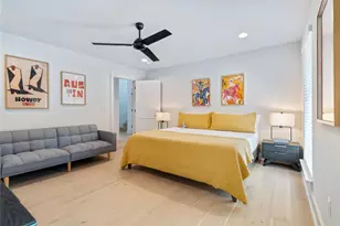 1306 Navasota St, Austin, TX 78702 - Photo 12
