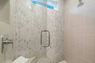1306 Navasota St, Austin, TX 78702 - Photo 16