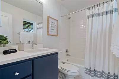 1306 Navasota Street, Austin, TX 78702 - Photo 20