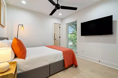 1306 Navasota Street, Austin, TX 78702 - Photo 18