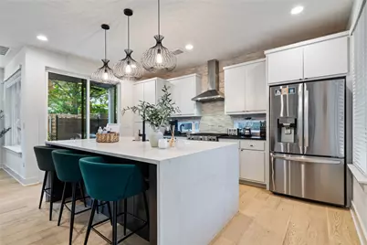 1306 Navasota Street, Austin, TX 78702 - Photo 4