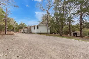 135 Huskey Trail, Paige, TX 78659 - Photo 2