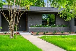 2105 Brunswick Dr, Austin, TX 78723 - Photo 4