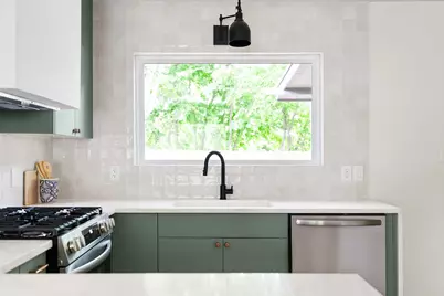 2105 Brunswick Drive, Austin, TX 78723 - Photo 10