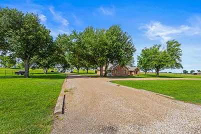 11077 County Road 440, Thorndale, TX 76577 - Photo 4