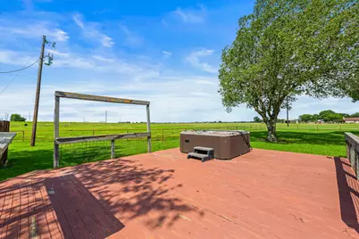 11077 County Road 440, Thorndale, TX 76577 - Photo 34