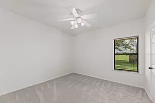 11077 Co Rd 440, Thorndale, TX 76577 - Photo 30