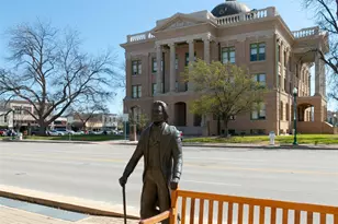 1037 Sunset Hill Way, Georgetown, TX 78628 - Photo 4