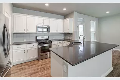 8816 Blaze Drive, Austin, TX 78747 - Photo 10