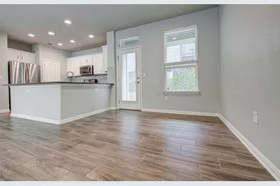8816 Blaze Drive, Austin, TX 78747 - Photo 8