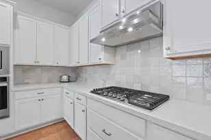 104 Majestic Arroyo Way, Lakeway, TX 78738 - Photo 10