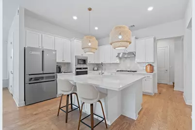 104 Majestic Arroyo Way, Lakeway, TX 78738 - Photo 12