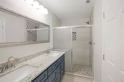 214 Lizzie Street #B, Taylor, TX 76574 - Photo 10