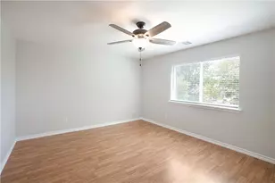 214 Lizzie St, Taylor, TX 76574 - Photo 12