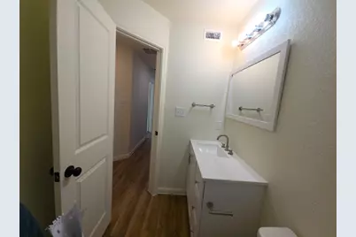 2002 W 2nd Street #200, Taylor, TX 76574 - Photo 8