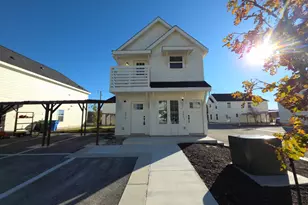 2002 W 2nd St, Taylor, TX 76574 - Photo 1