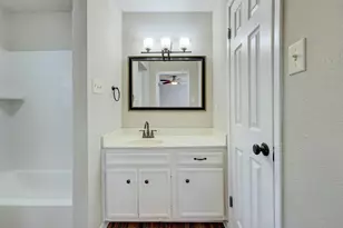 904 Fairway Green Cove, Round Rock, TX 78664 - Photo 16